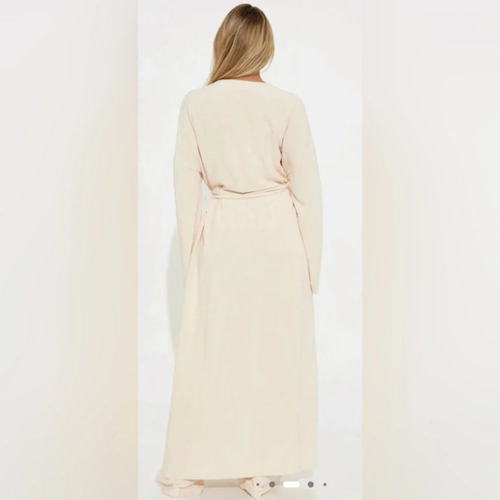 Ivory Wide-Leg Drawstring Pant and Robe Set - Picture 2 of 2